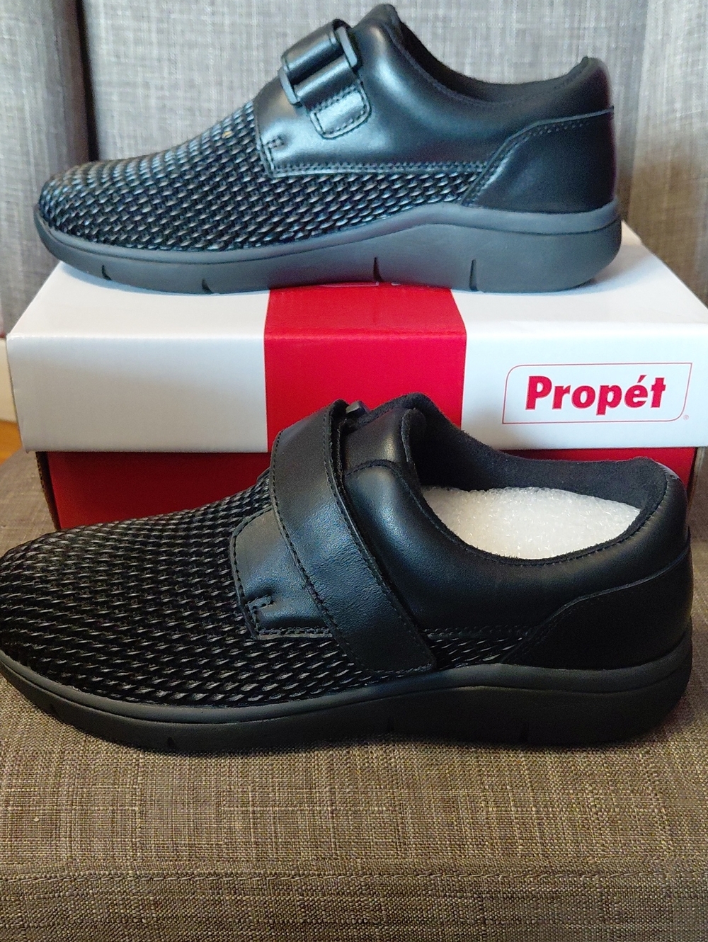Propet Women's Black Sylvi Casual Shoes Size 9.5